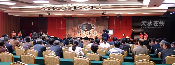 组图天水鉴宝大会召开十件宝物亮相