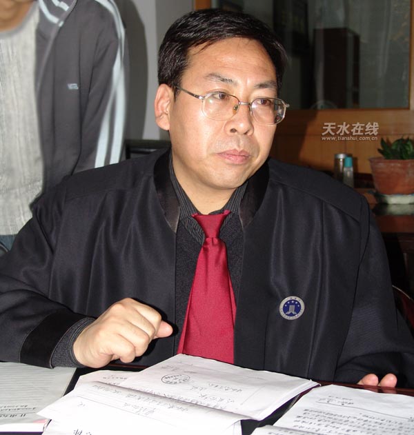 请您参与全国十佳法律援助工作者评选 为杨永明投一票