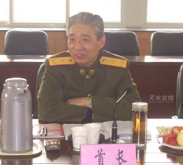3月10日,甘肃省军区副政委樊印光在秦州调研人