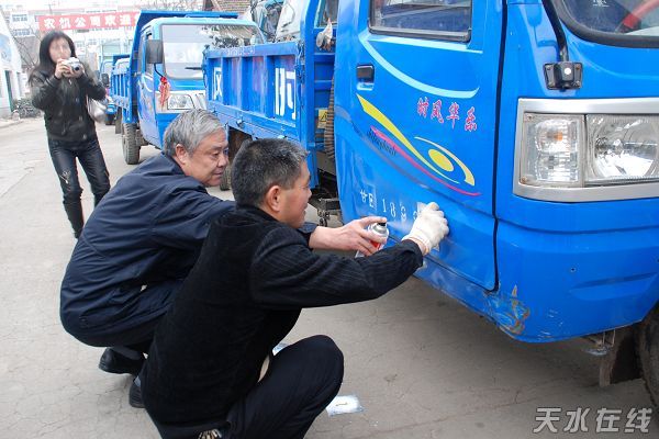 销售商代办五小车辆车牌号在麦积率先试点(