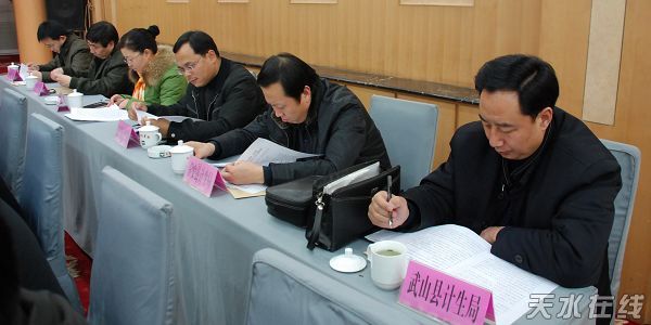 某市有人口100万人_记者直击 2010年国家公务员考试现场