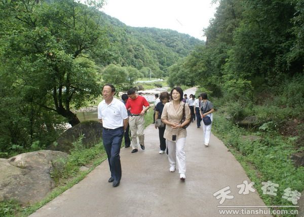张家川 人口_张家川县图片(2)