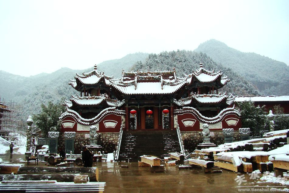海正上师点击开通天水在线《净土寺》频道(组图)