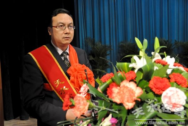 荣发老总_长春荣发农业观光园(2)