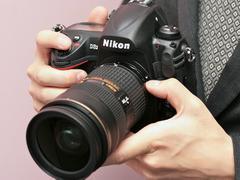 2450万全幅单反 尼康D3X旗舰机型促销