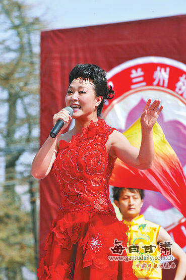 2011年兰州桃花节开幕组图
