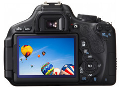 翻轉LCD+全新套頭 佳能入門新貴600D上市