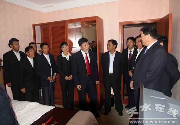 党代会慰问 6.jpg