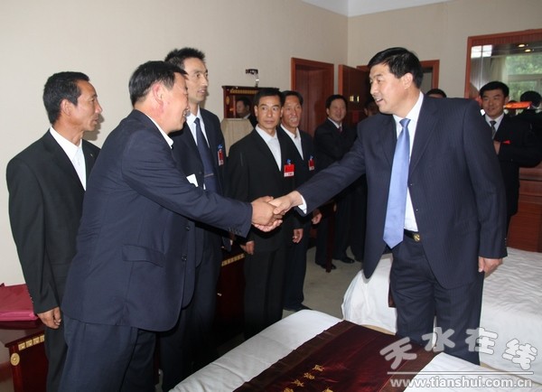 党代会慰问 14.jpg