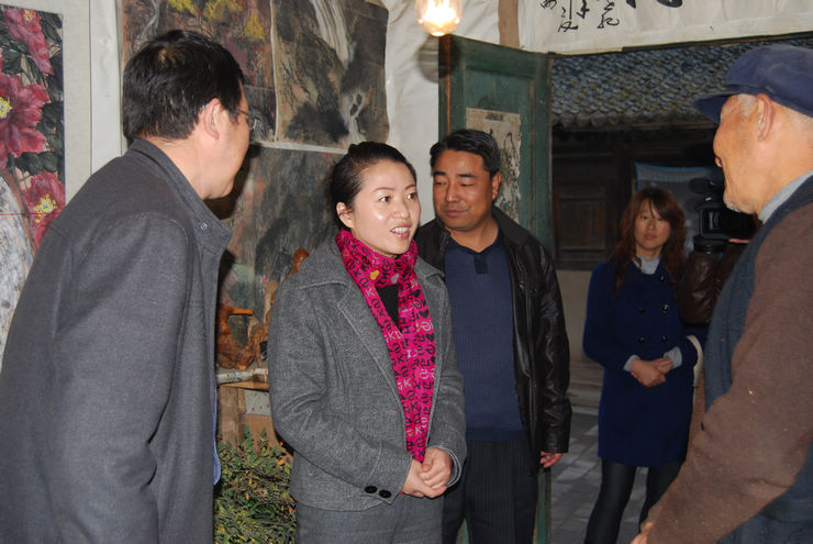武山副县长李菊霞深入乡镇检查文化旅游工作(图)