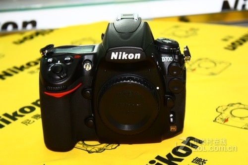 全画幅单反相机尼康D700套机售价26500元