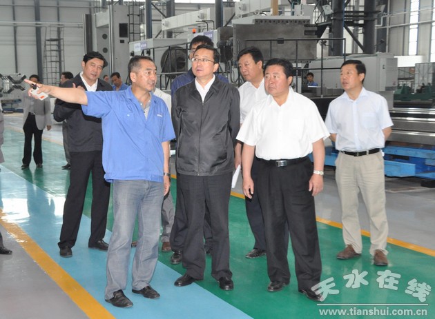 省委常委,政法委书记罗笑虎一行在星火工业园调研