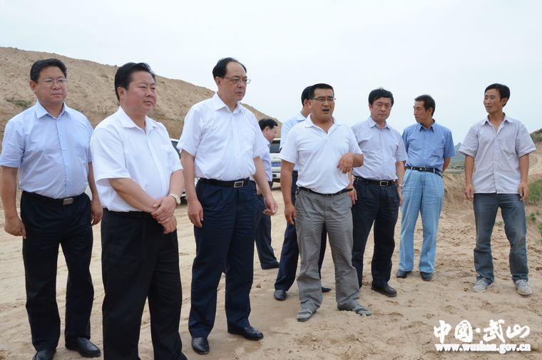 省委副秘书长张国斌,省委办公厅副巡视员杨玉元一行赴武山县调研指导"