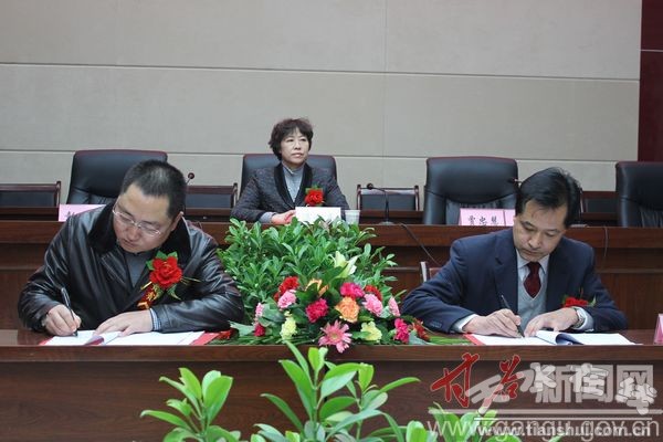 鸿瑞干膜老总_恒瑞老总女儿孙远照片