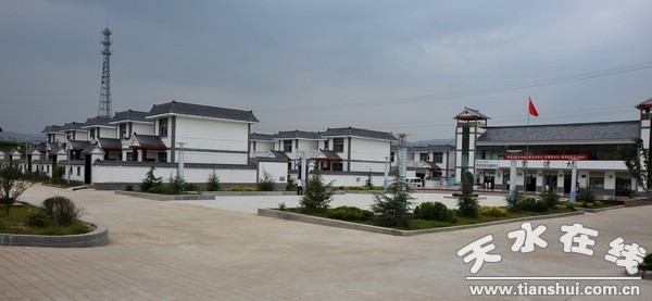 红堡镇贾湾新村.jpg