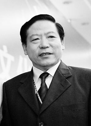 侯伍杰 侯伍杰