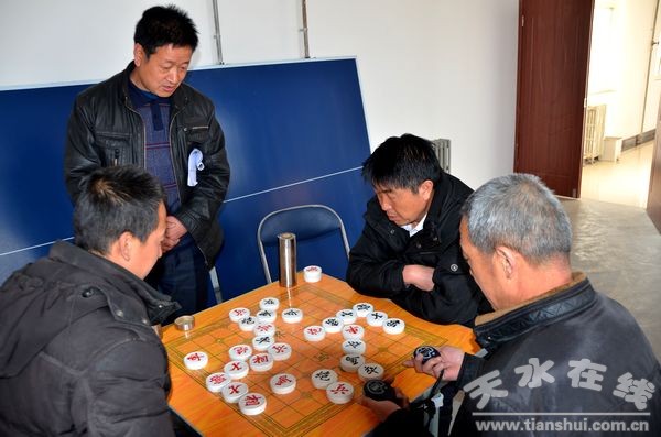 清水县举办干部职工象棋比赛庆元宵(图)