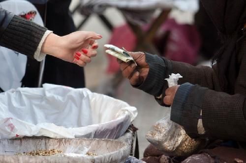 ����С�����ֻ࣬���¢����ҵ�߹��ʵȱ������⣬�ǲ��еģ��������������á����س��ý�,�Լ���ҵ��С��ҵ��չ�����ε�����