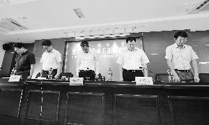 厦门公交纵火嫌犯曾往返多趟选择满员车辆