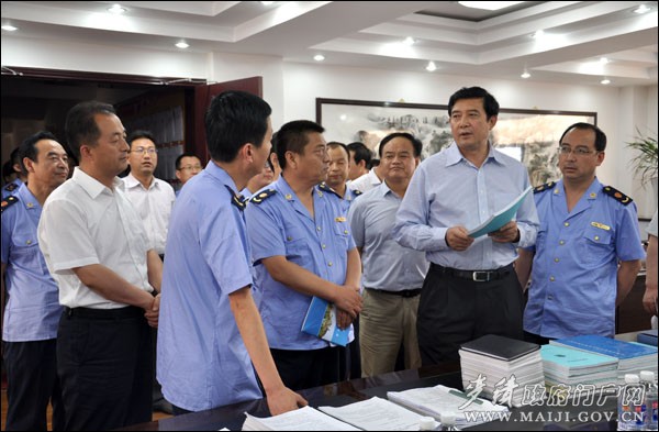 在区工商分局督查调研 在区工商分局督查调研