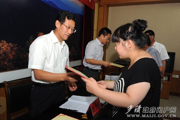 DYH_4101.jpg DYH_4101.jpg