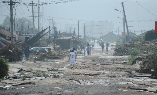 辽宁抚顺遭遇暴雨洪灾 致15人死亡32人失踪