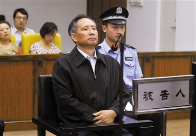 9月10日,北京市第二中级人民法院,张曙光在庭审中。新华社记者 公磊 摄