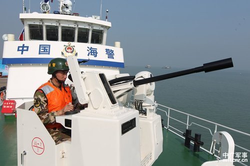 越南盗贼到中国海域偷渔船 拿炸炮威胁我海警(图)