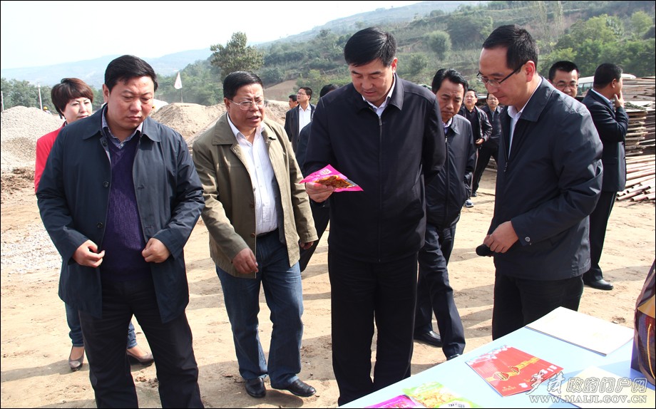 07在利东养殖有限公司考察.jpg