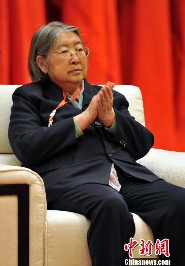 井冈山纪念毛泽东诞辰120周年座谈会举行李敏出席