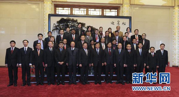 刘云山会见第六届10+3媒体合作研讨会外方代表