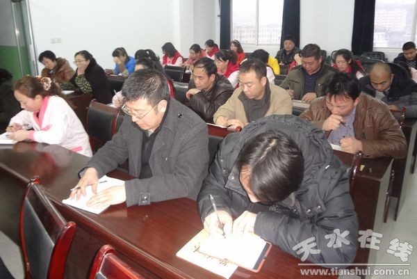人口理论与计划生育_人口与计划生育手抄报