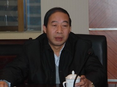 程孟仁简历: