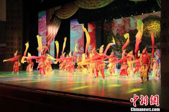 甘肃清水乡土演员西秦腔歌舞剧再现轩辕时代恢弘