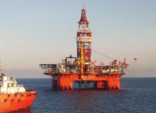 中国在建982号等三座钻井平台 海上作业量大增