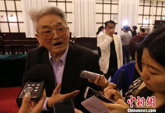 亲历者讲述日本战犯在华受审:法庭上他们下跪谢罪