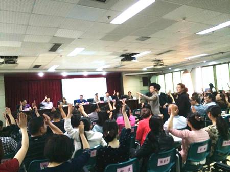 绵阳人民医院一致表决通过:解聘“走廊医生”