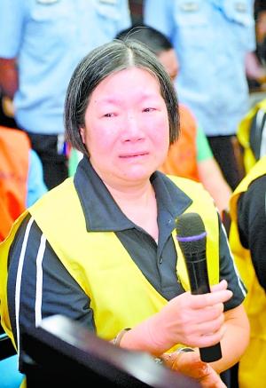 盘点落马女贪官丑态:贪婪跋扈 情夫成群(图)