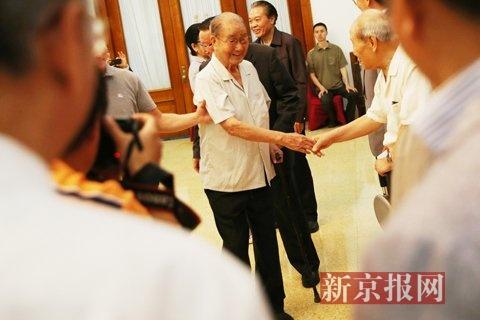 97岁中共元老宋平在京参加慈善活动(图)