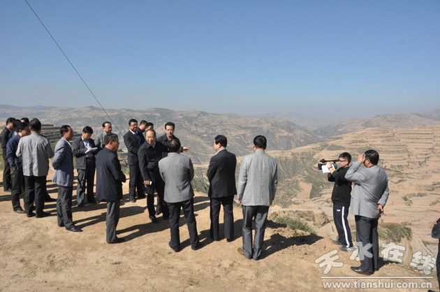 安远镇安坡梁示范点)(在甘谷县大庄乡碌碡滩梁示范点观摩)(甘谷县大庄