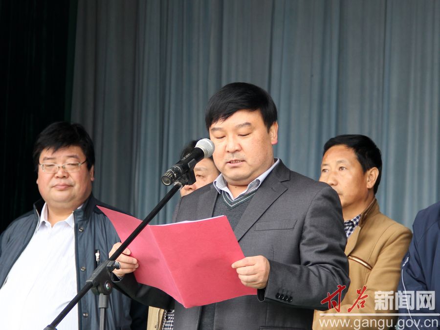 甘谷县政协开展"科技 文化 卫生"三下乡活动(图)