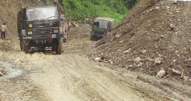 日本从印度手里拿下修建中印边境战略公路合同