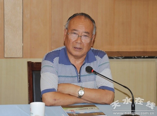 李子伟.jpg