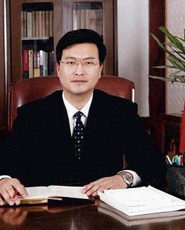 此次王炯出掌江苏省委组织部,同样是组织系统主官的一次异地调任,王炯此前职务为安徽省委常委、组织部部长。