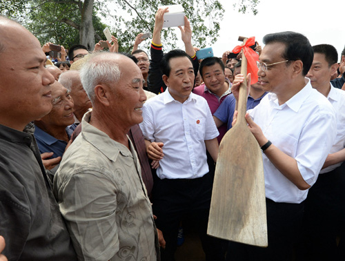 李克强下基层收过哪些礼?