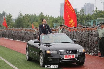 安徽豪车阅兵当事人:车系租赁 乘车为节约时间