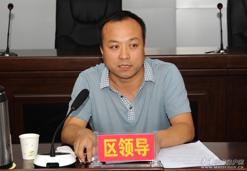 DYH_3498.JPG DYH_3498.JPG