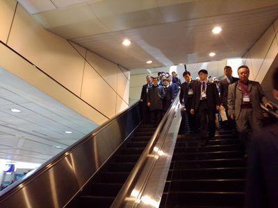 海协会长陈德铭率团抵台参访 台媒称受热烈欢迎