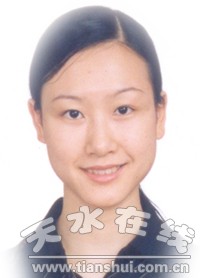 李曼工作照.jpg