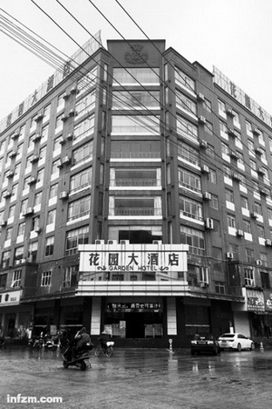 警察们来了宾阳,都喜欢住在花园大酒店。 (南方周末记者黄金萍/图)